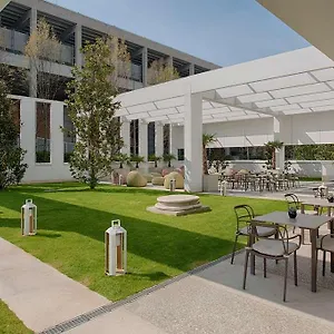 Nh Collection Life 4*, Milano Italia
